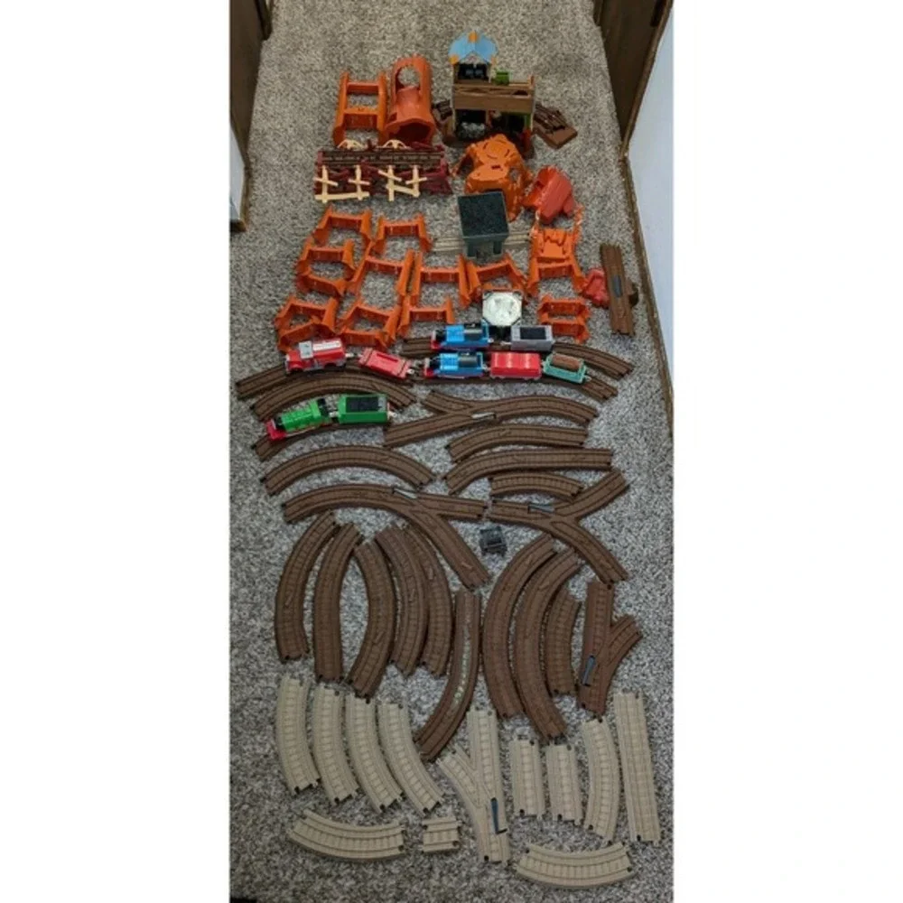 Thomas and Friends Trackmaster Sets: Misty Island / Logging Adventure